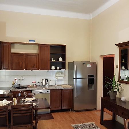 Classic Style Apartment Белград Екстер'єр фото
