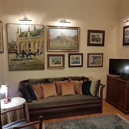 Classic Style Apartment Белград Екстер'єр фото