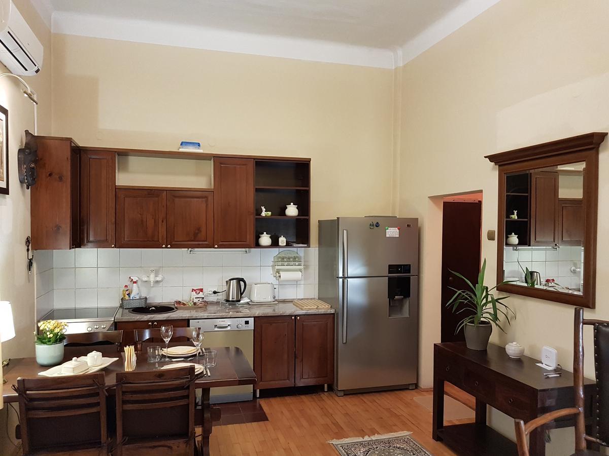 Classic Style Apartment Белград Екстер'єр фото